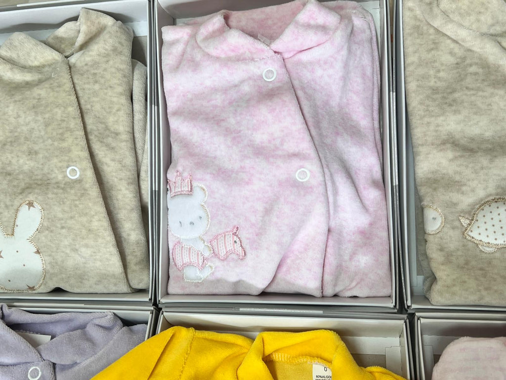 Babygrow de Veludo com Bordado — Feito em Portugal