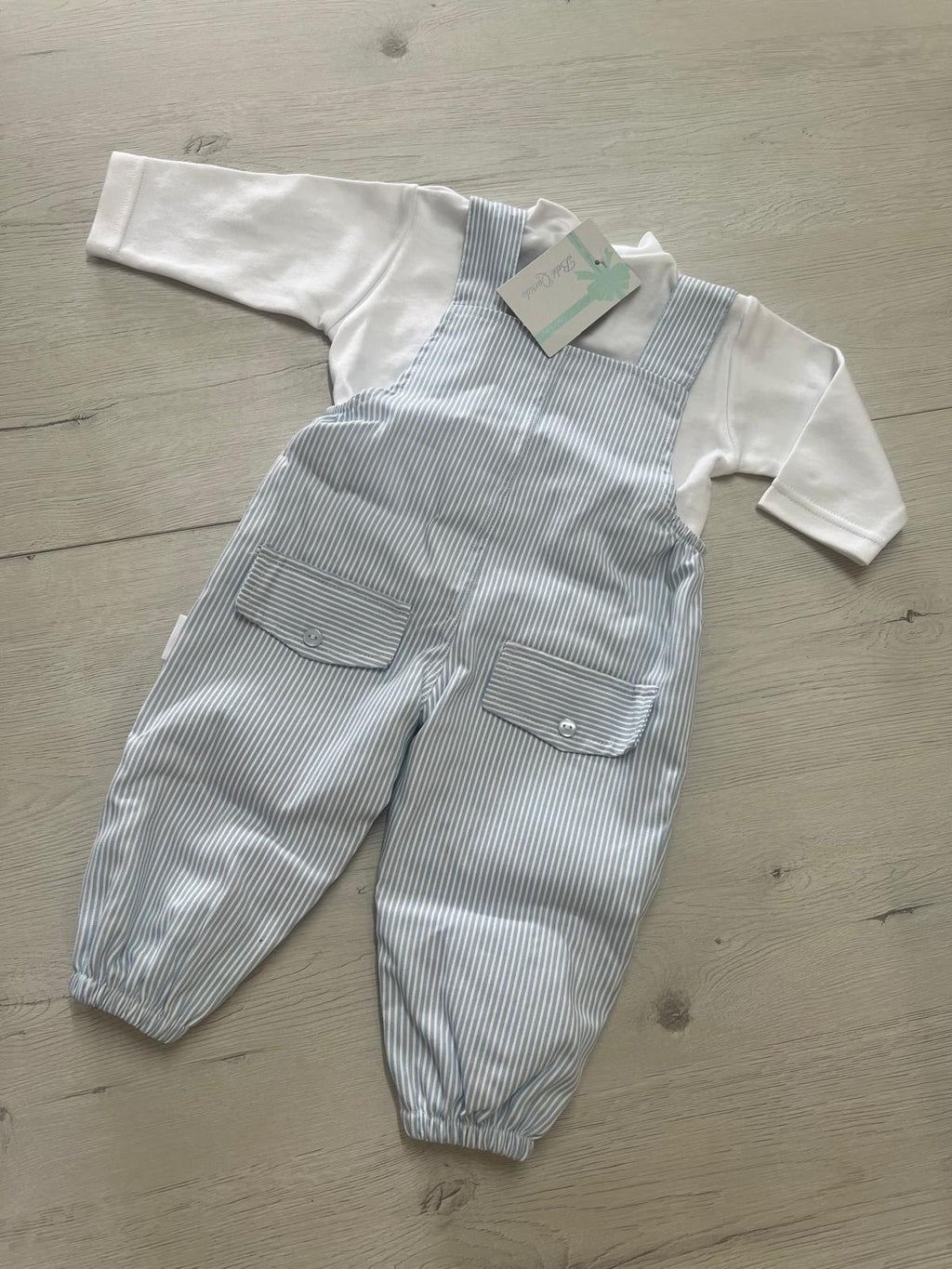 Conjunto de Jardineira + Camisola